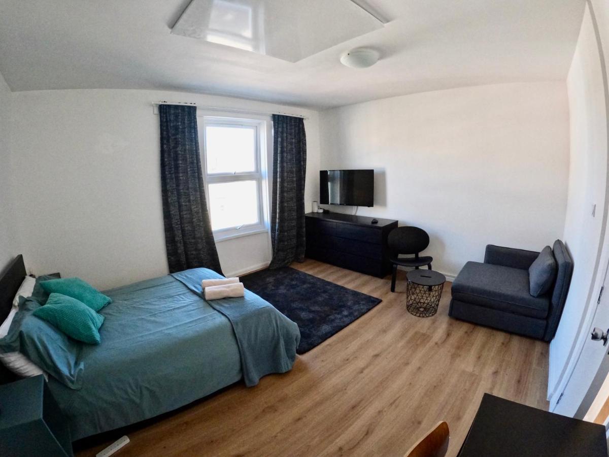Lovely One Bedroom Flat London Eksteriør bilde