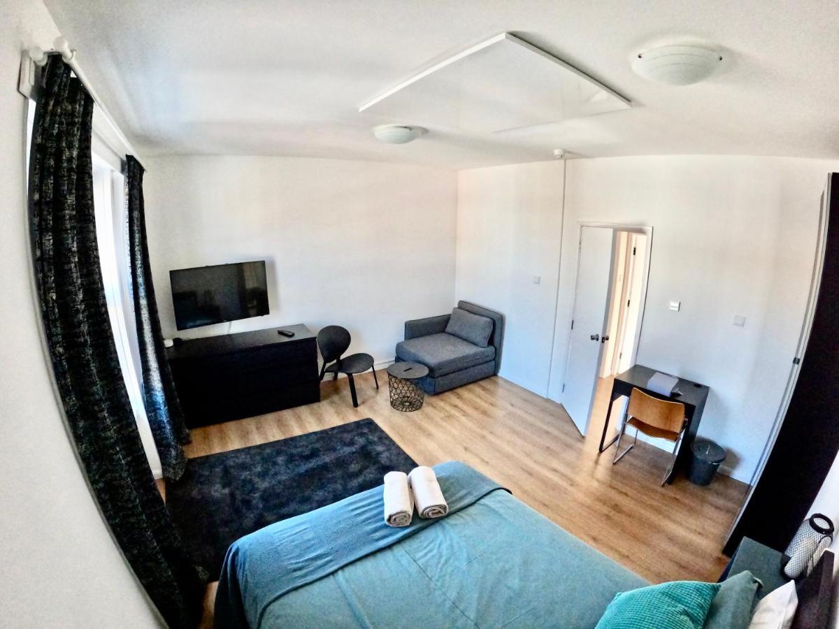 Lovely One Bedroom Flat London Eksteriør bilde